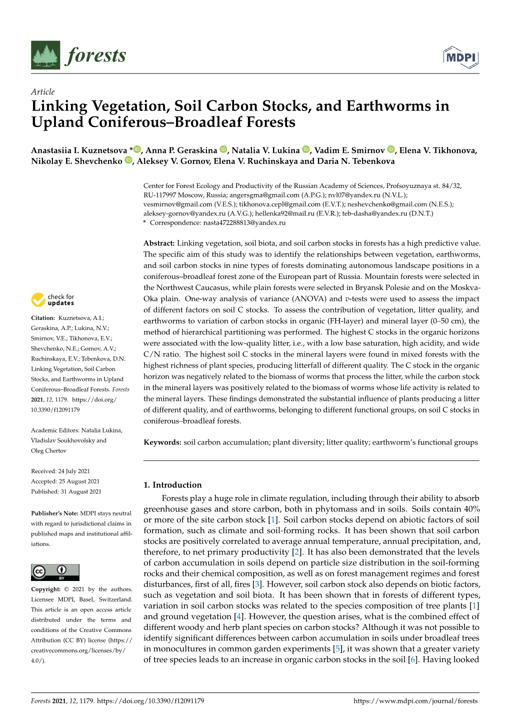 Linking Vegetation, Soil Carbon Stocks, and Earthworms in Upland Coniferous–Broadleaf Forests