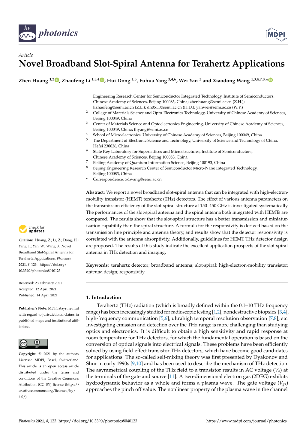 Novel Broadband Slot-Spiral Antenna for Terahertz Applications