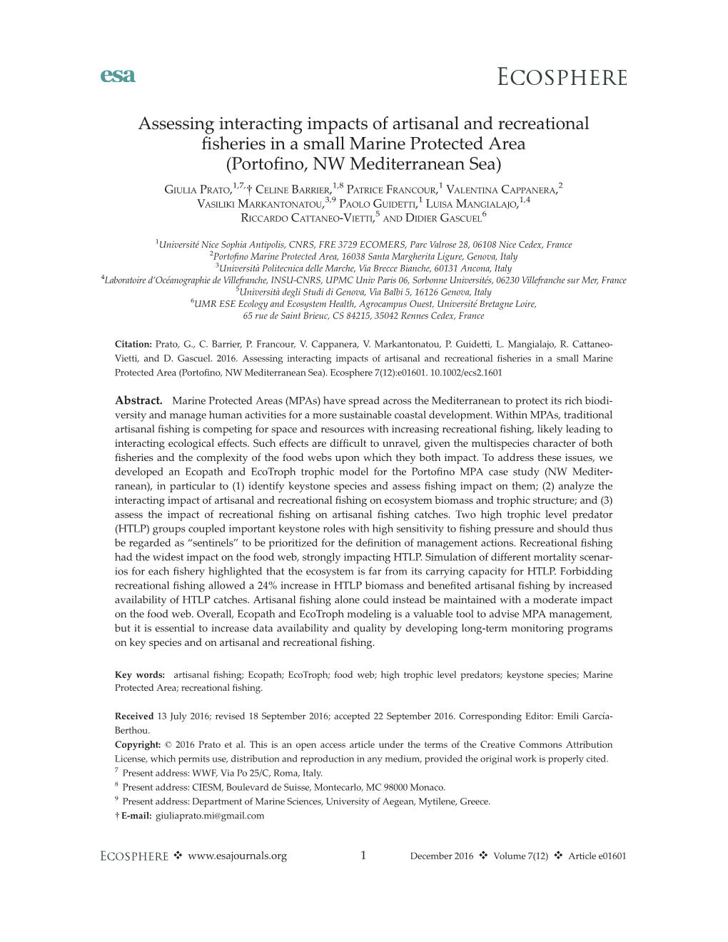 Assessing Interacting Impacts of Artisanal and Recreational Fisheries in a Small Marine Protected Area