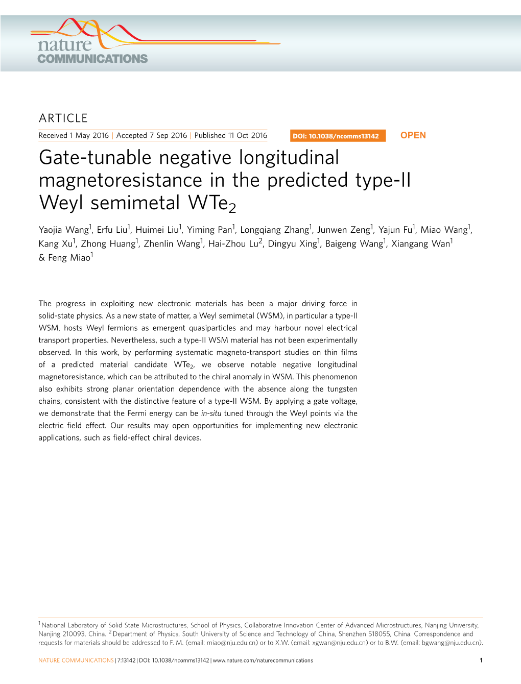 Gate-Tunable Negative Longitudinal Magnetoresistance in the Predicted Type-II Weyl Semimetal Wte2