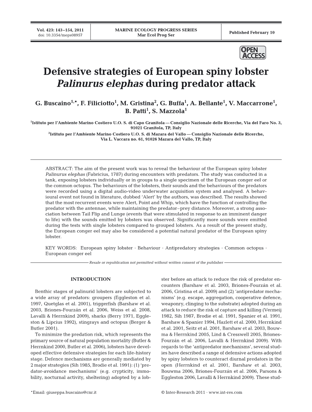 Defensive Strategies of European Spiny Lobster Palinurus Elephas During Predator Attack