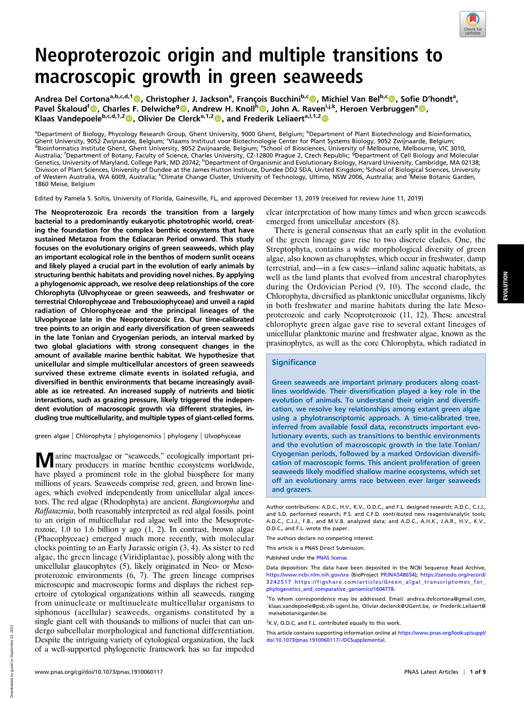 Neoproterozoic Origin and Multiple Transitions to Macroscopic Growth in Green Seaweeds