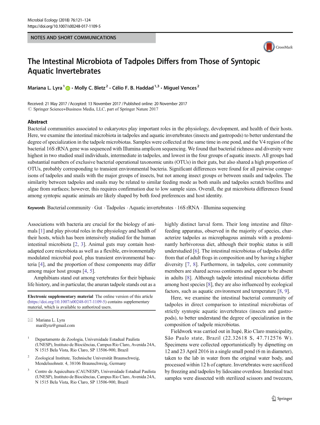 The Intestinal Microbiota of Tadpoles Differs from Those of Syntopic Aquatic Invertebrates