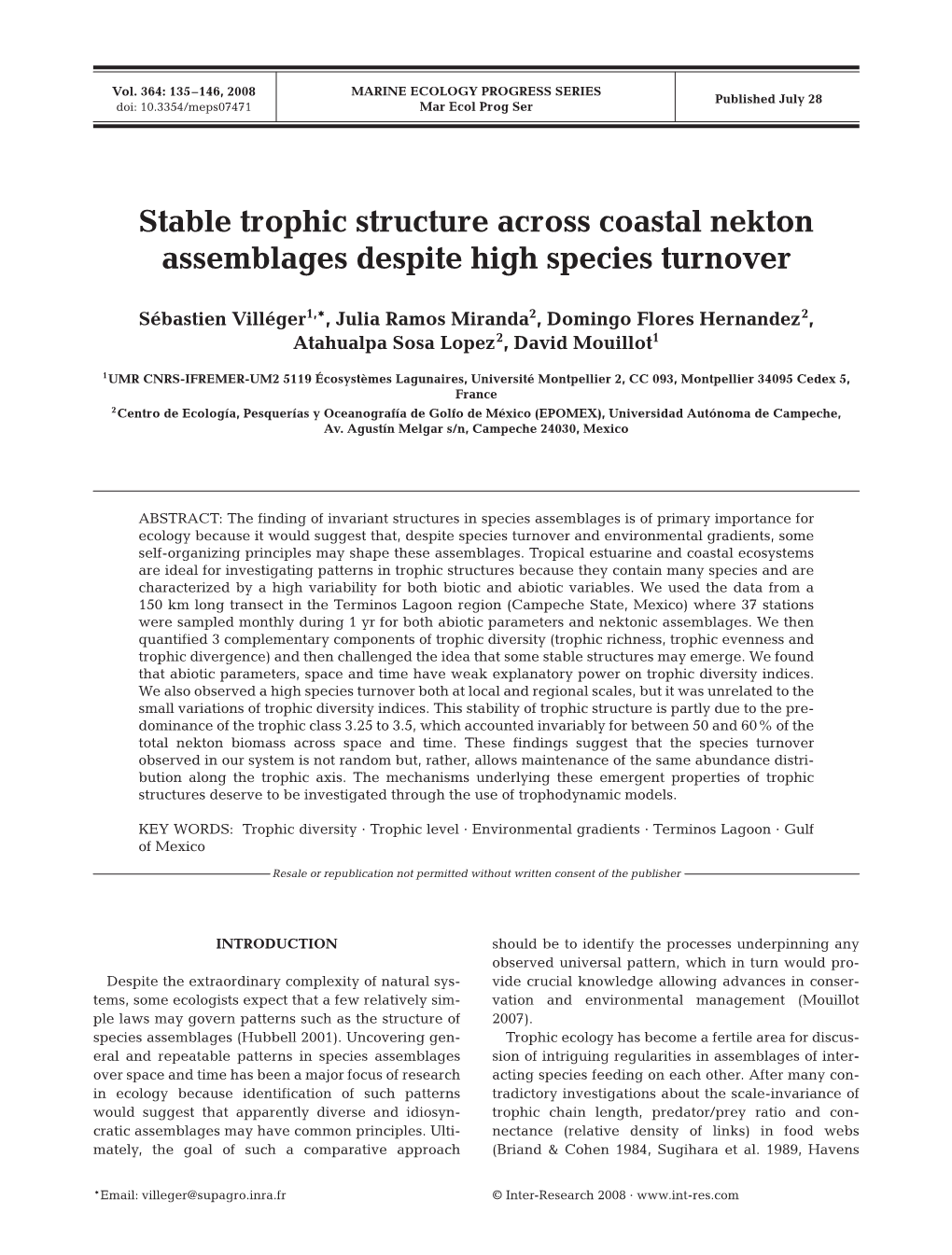 Stable Trophic Structure Across Coastal Nekton Assemblages Despite High Species Turnover
