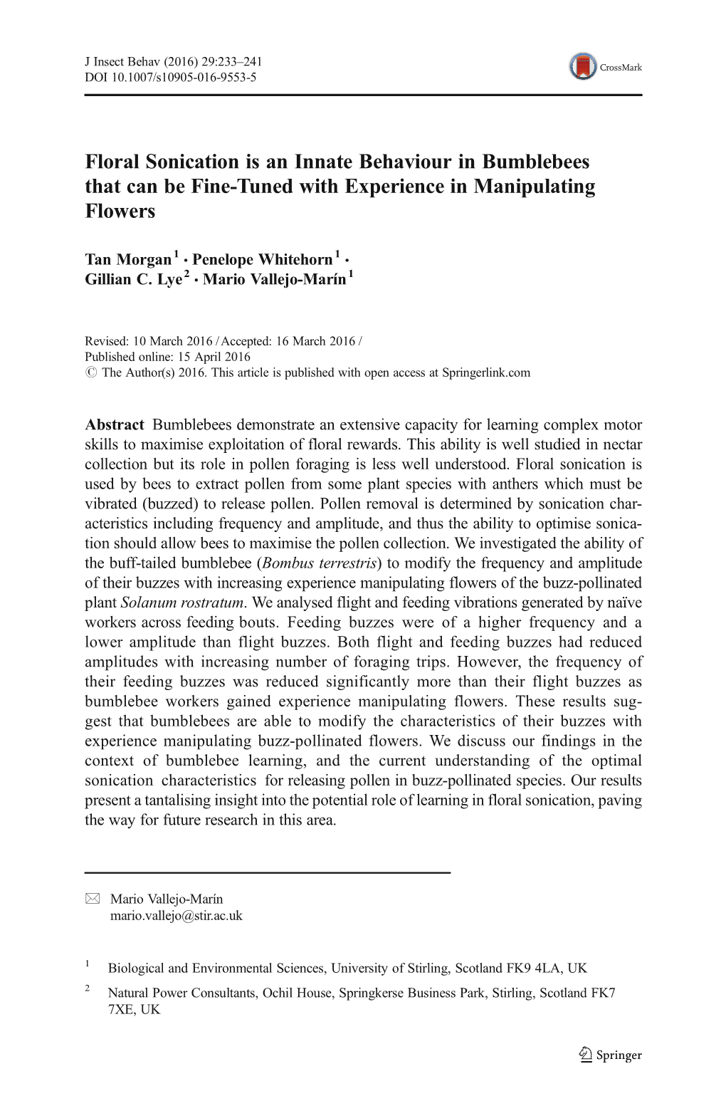 Floral Sonication Is an Innate Behaviour in Bumblebees That Can Be Fine-Tuned with Experience in Manipulating Flowers