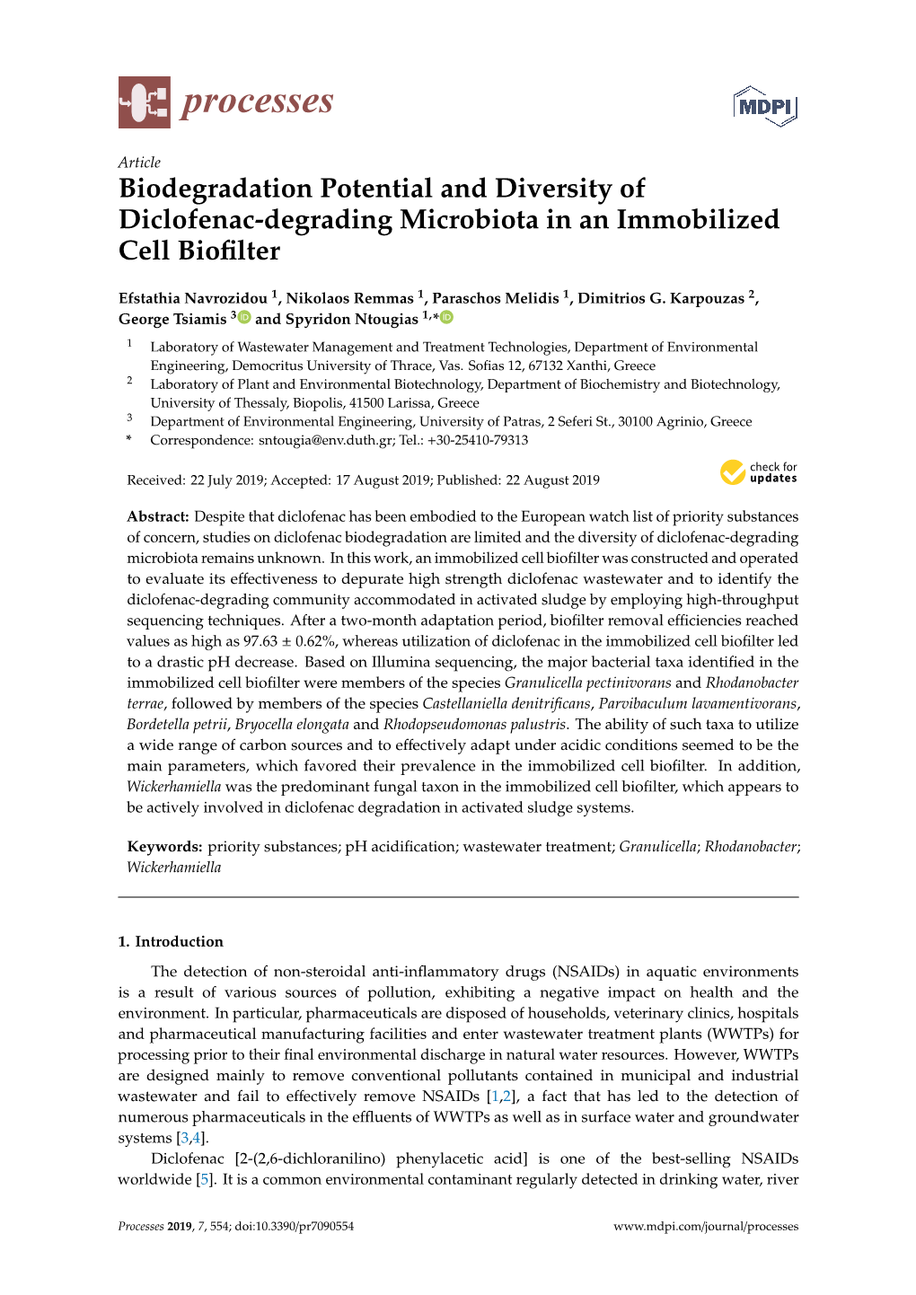 Biodegradation Potential and Diversity of Diclofenac-Degrading Microbiota in an Immobilized Cell Bioﬁlter