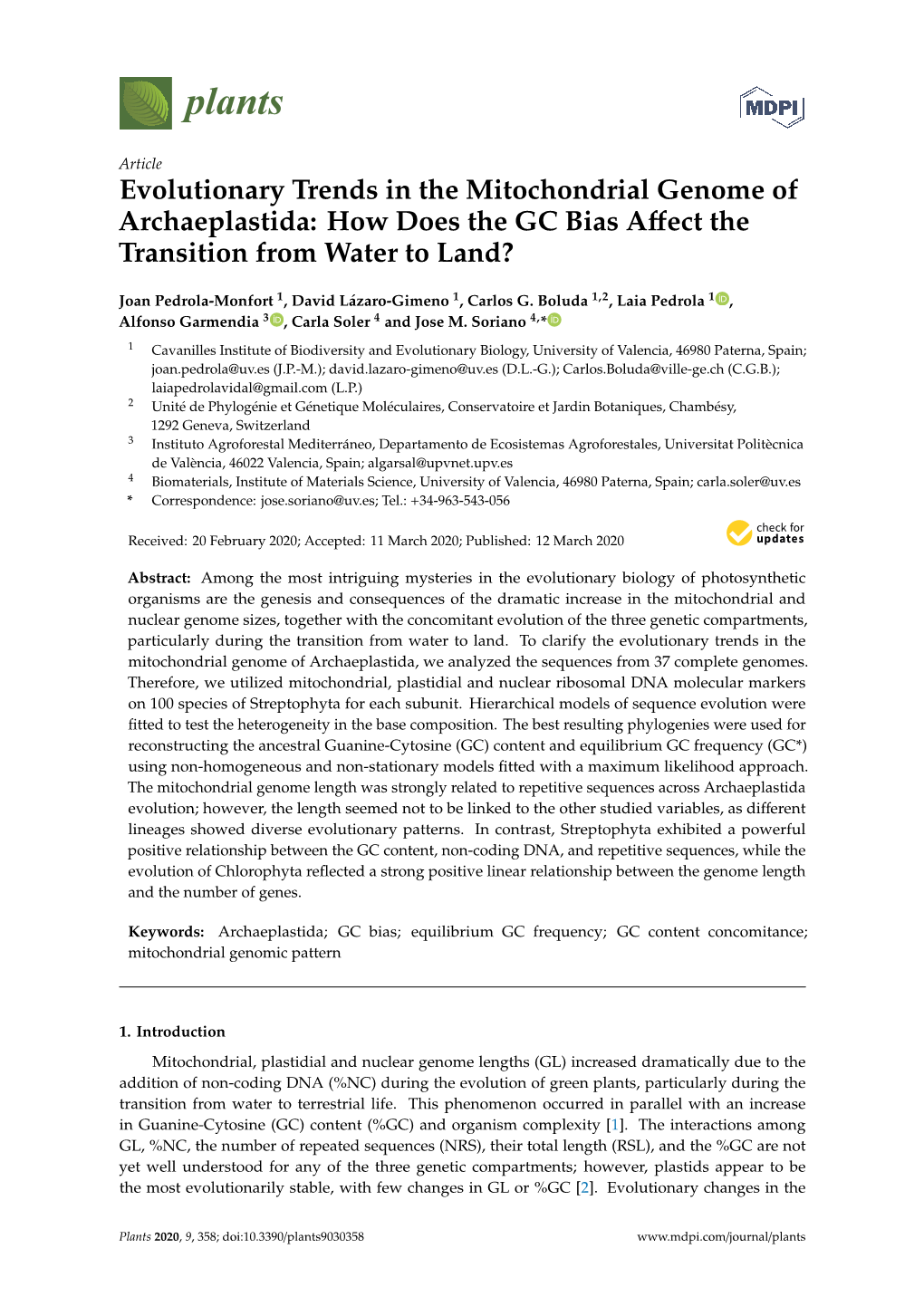 Evolutionary Trends in the Mitochondrial Genome of Archaeplastida: How Does the GC Bias Aﬀect the Transition from Water to Land?