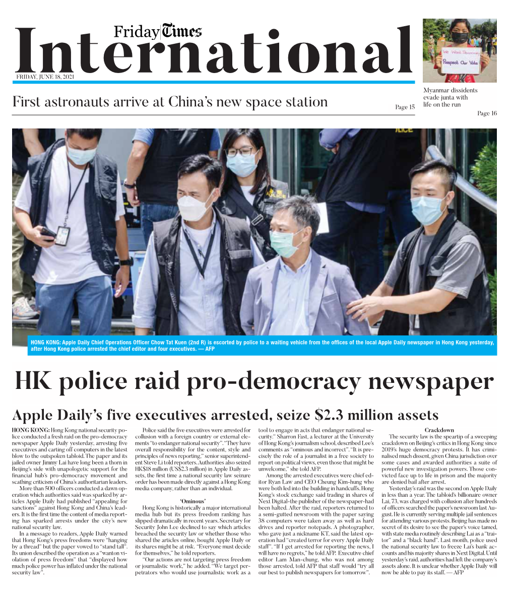 HK Police Raid Pro-Democracy Newspaper