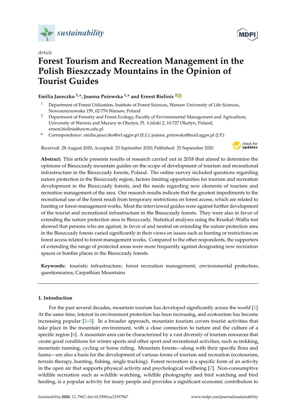Forest Tourism and Recreation Management in the Polish Bieszczady Mountains in the Opinion of Tourist Guides