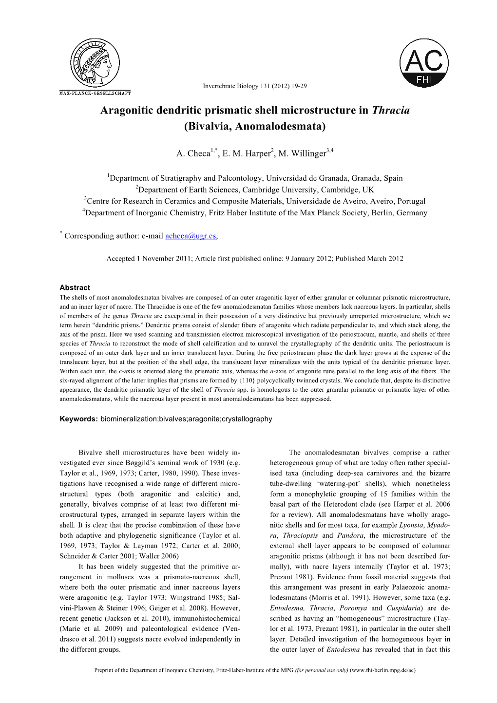 Aragonitic Dendritic Prismatic Shell Microstructure in Thracia (Bivalvia, Anomalodesmata)