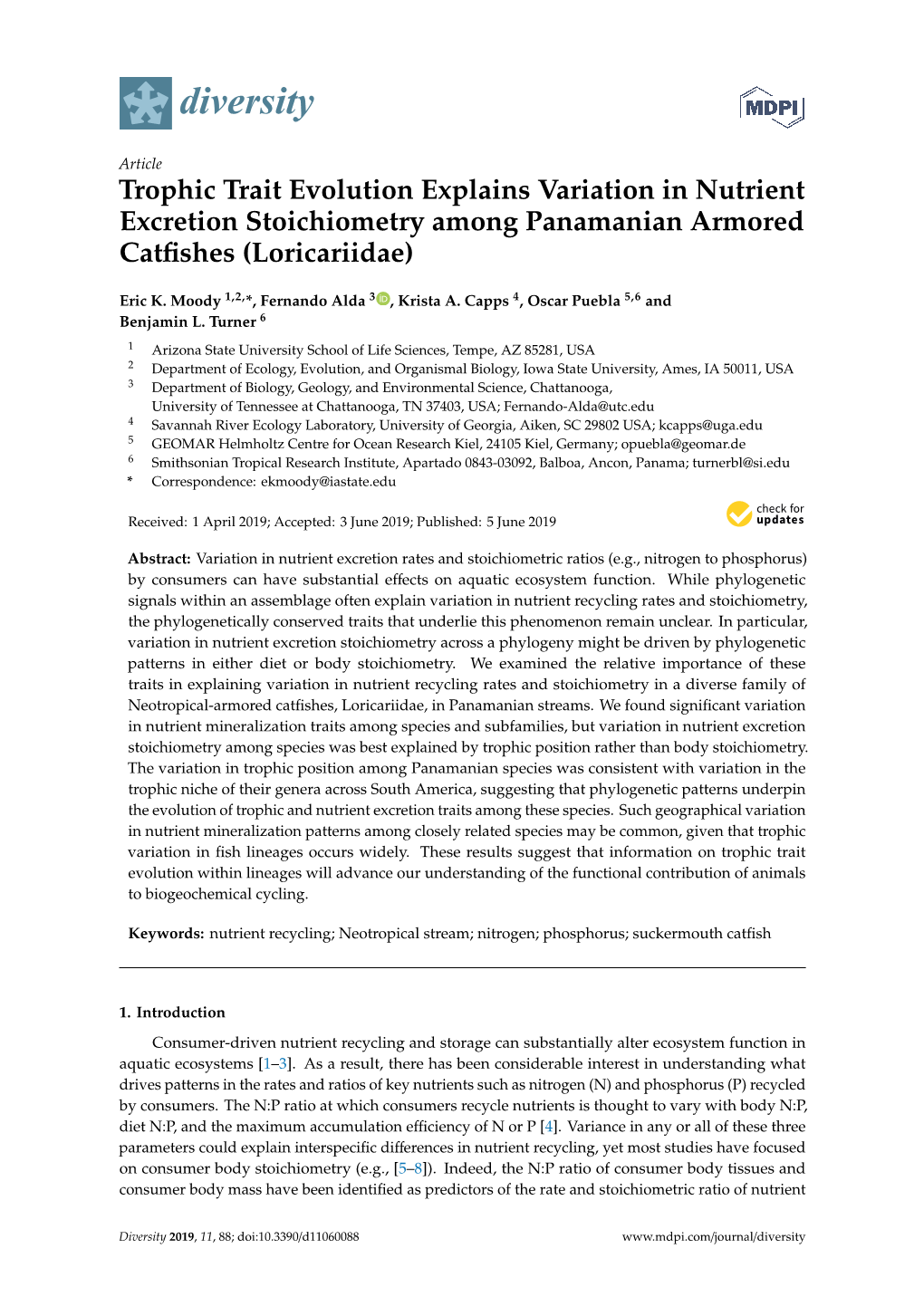 Trophic Trait Evolution Explains Variation in Nutrient Excretion Stoichiometry Among Panamanian Armored Catﬁshes (Loricariidae)