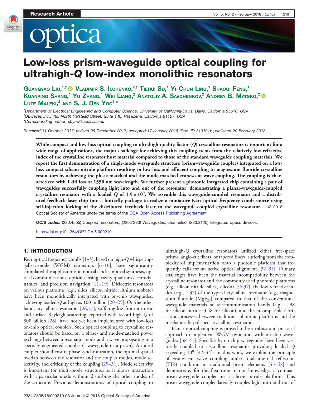 Low-Loss Prism-Waveguide Optical Coupling for Ultrahigh-Q Low-Index Monolithic Resonators