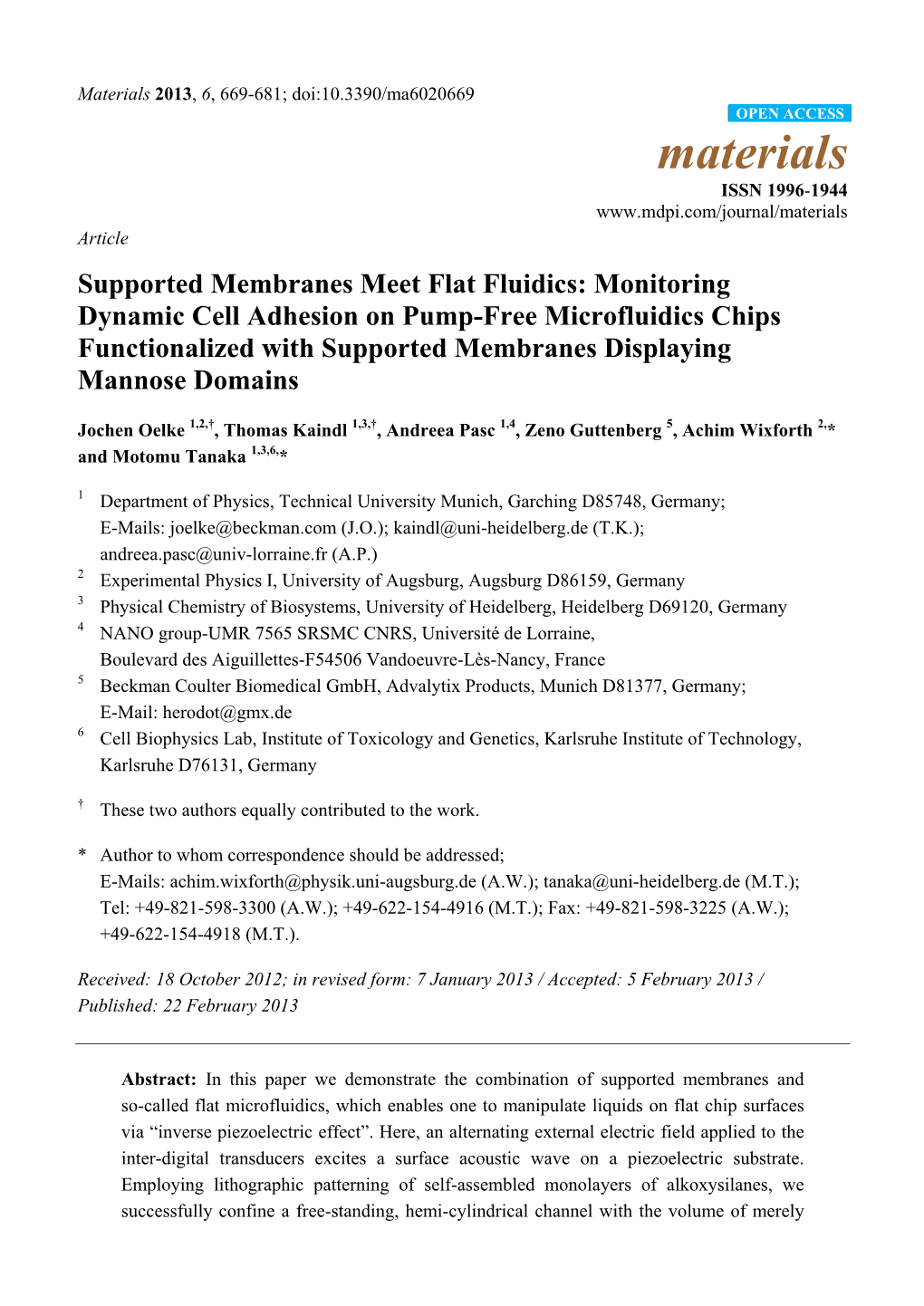 Supported Membranes Meet Flat Fluidics: Monitoring Dynamic Cell