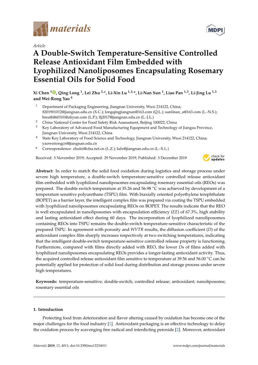 A Double-Switch Temperature-Sensitive Controlled Release Antioxidant Film Embedded with Lyophilized Nanoliposomes Encapsulating Rosemary Essential Oils for Solid Food