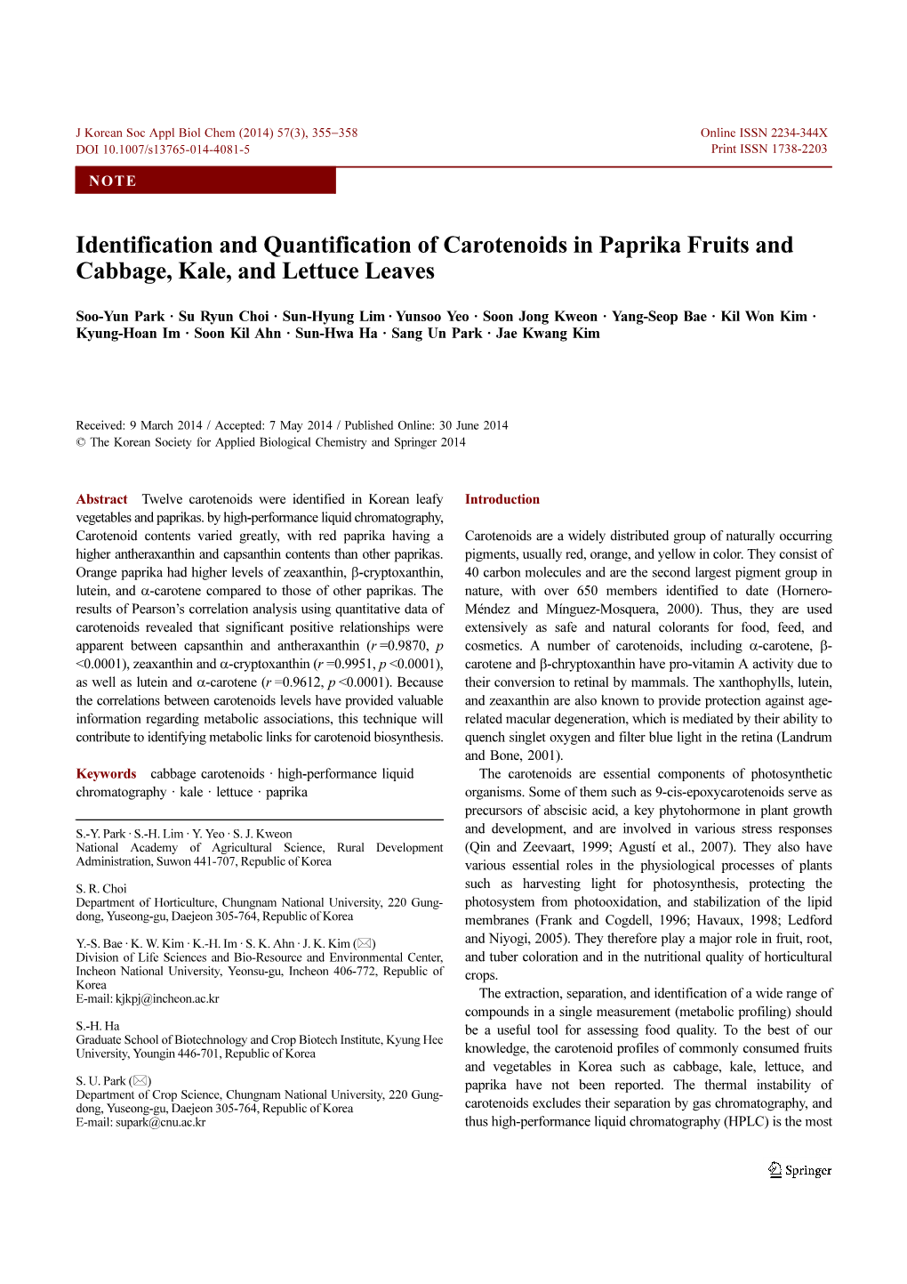 Identification and Quantification of Carotenoids in Paprika Fruits and Cabbage, Kale, and Lettuce Leaves