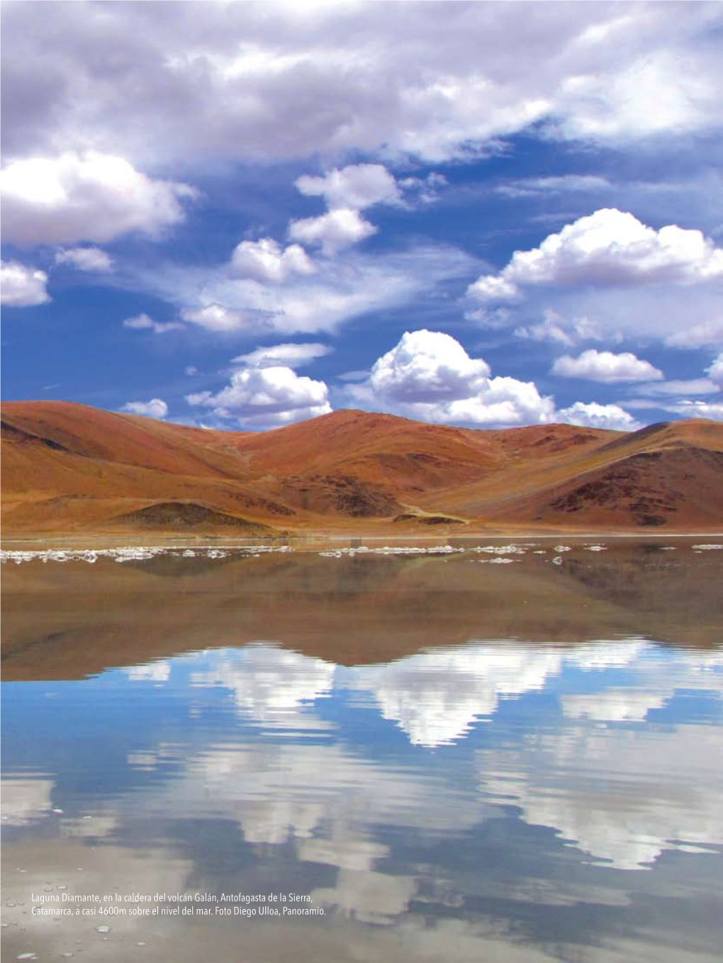 Laguna Diamante, En La Caldera Del Volcán Galán, Antofagasta De La Sierra, Catamarca, a Casi 4600M Sobre El Nivel Del Mar. Foto Diego Ulloa, Panoramio