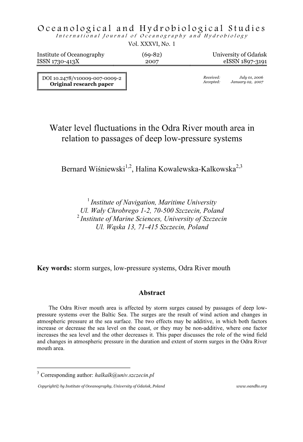 Oceanological and Hydrobiological Studies Water Level Fluctuations in the Odra River Mouth Area in Relation to Passages of Deep