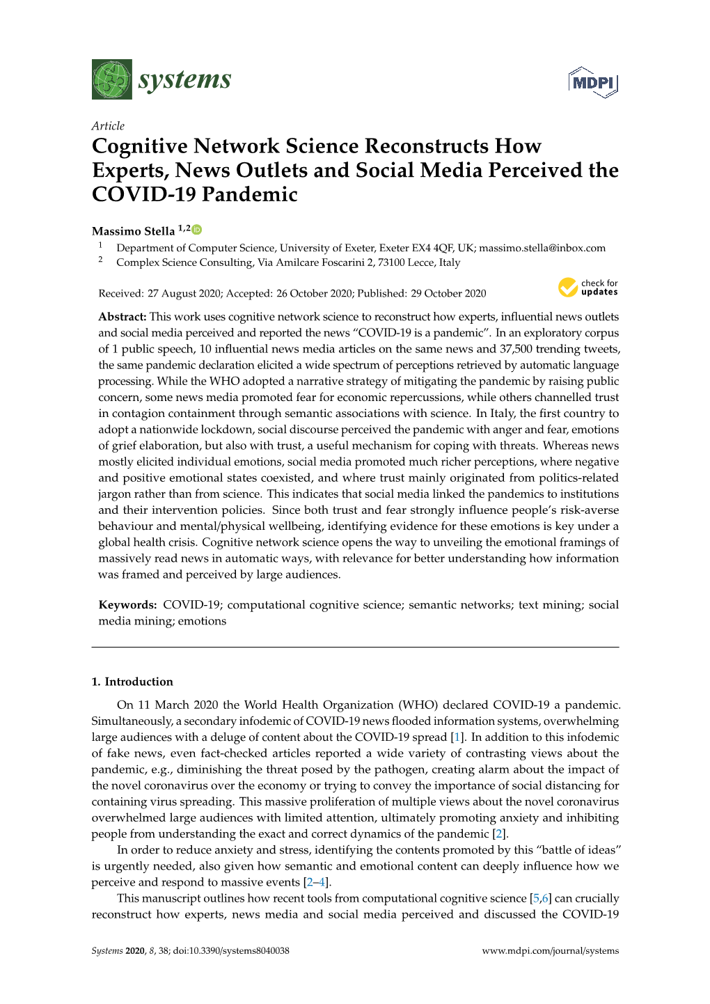 Cognitive Network Science Reconstructs How Experts, News Outlets and Social Media Perceived the COVID-19 Pandemic