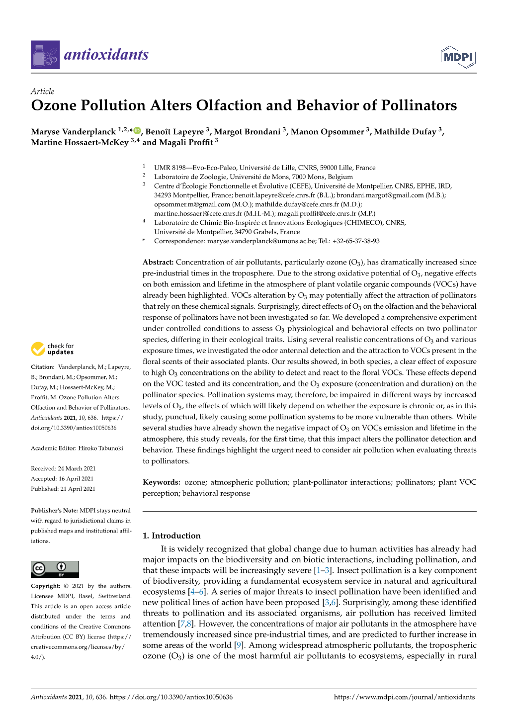 Ozone Pollution Alters Olfaction and Behavior of Pollinators