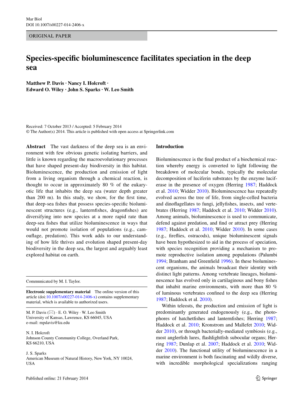 Species‑Specific Bioluminescence Facilitates Speciation in the Deep Sea