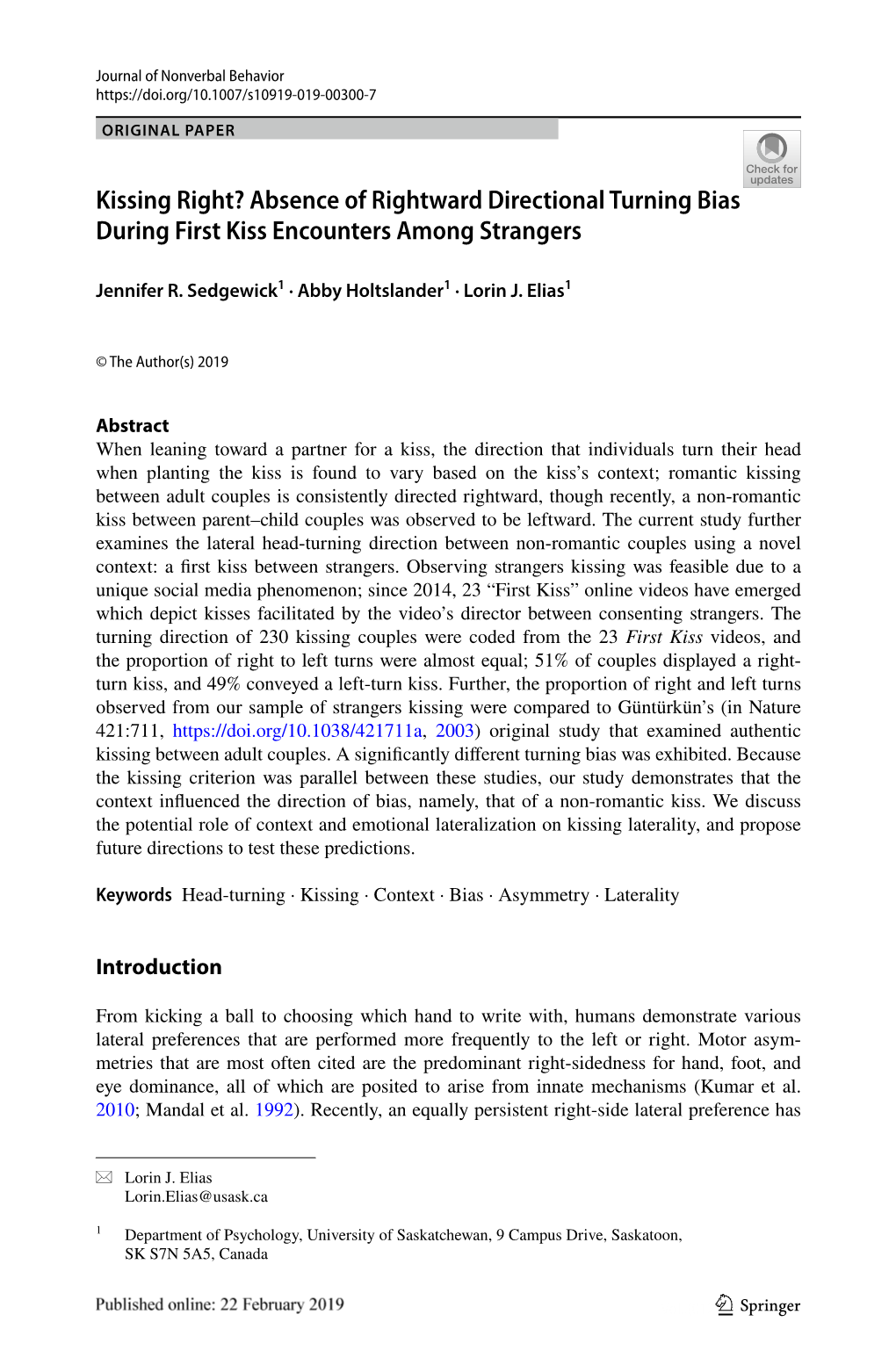 Kissing Right? Absence of Rightward Directional Turning Bias During First Kiss Encounters Among Strangers