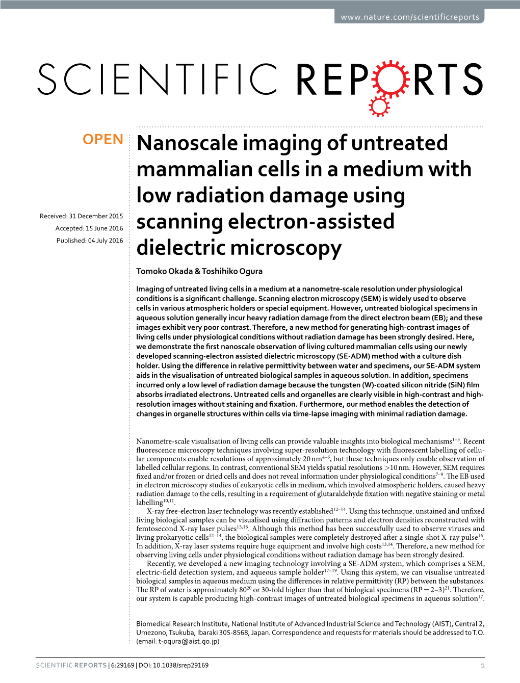 Nanoscale Imaging of Untreated Mammalian Cells in a Medium With
