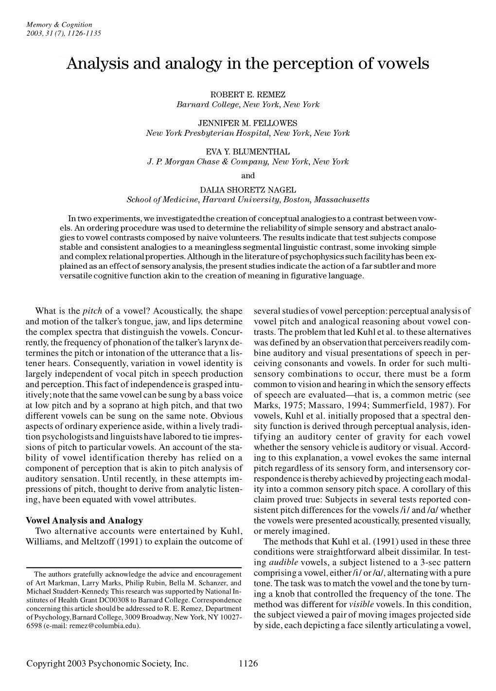 Analysis and Analogy in the Perception of Vowels