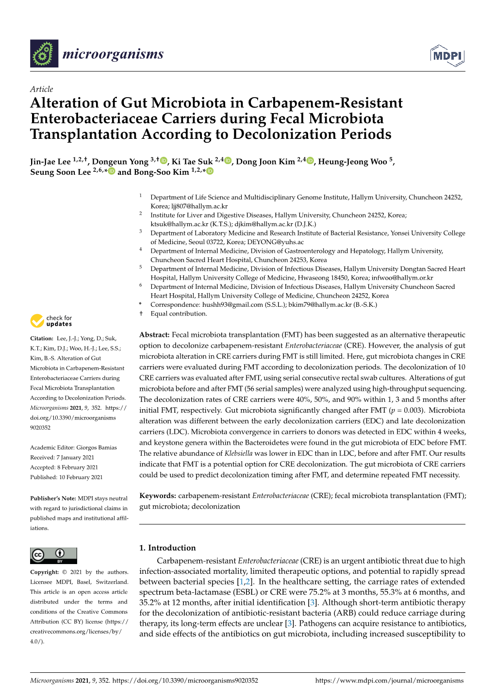 Alteration of Gut Microbiota in Carbapenem-Resistant Enterobacteriaceae Carriers During Fecal Microbiota Transplantation According to Decolonization Periods