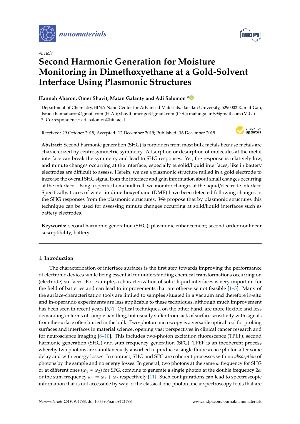 Second Harmonic Generation for Moisture Monitoring in Dimethoxyethane at a Gold-Solvent Interface Using Plasmonic Structures