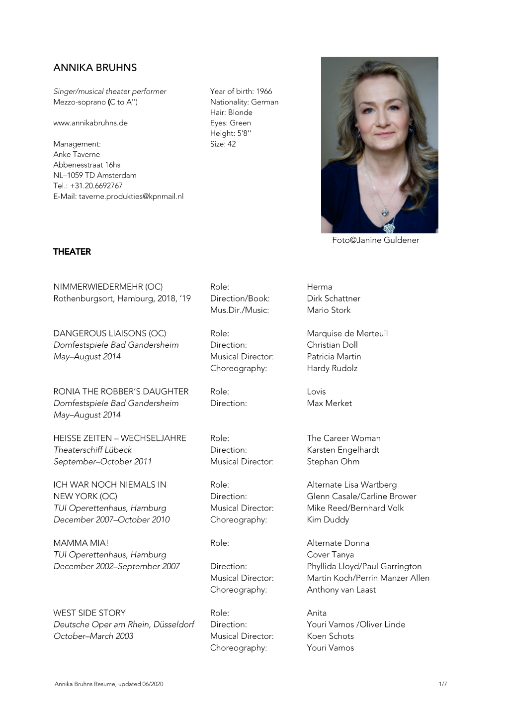 Download Annika Bruhns Resume