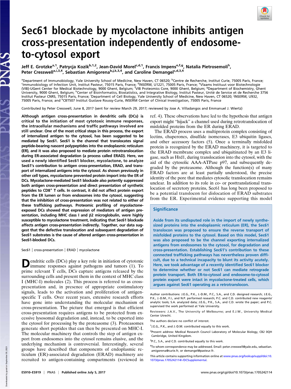 Sec61 Blockade by Mycolactone Inhibits Antigen Cross-Presentation Independently of Endosome- To-Cytosol Export