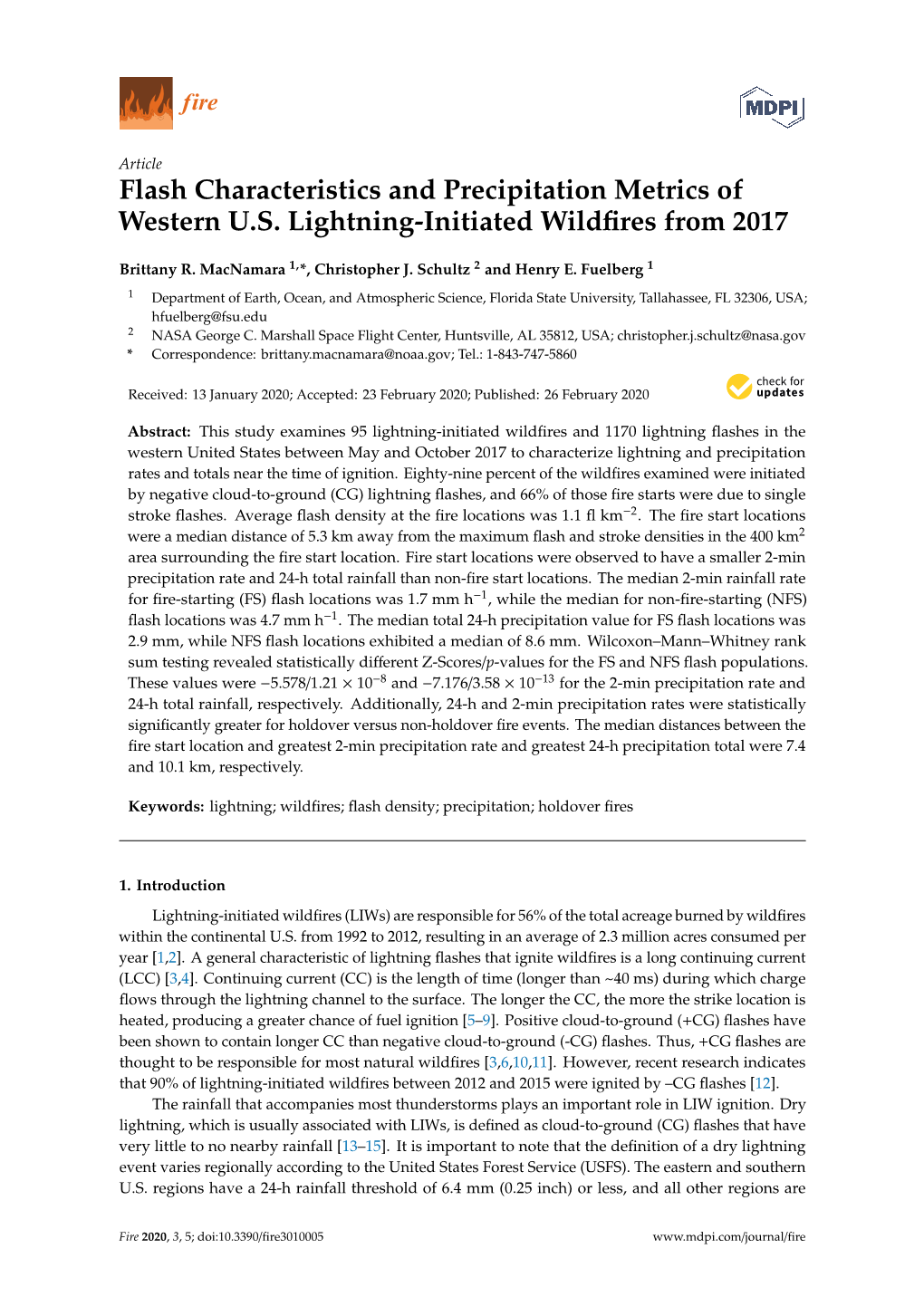 Flash Characteristics and Precipitation Metrics of Western U.S. Lightning-Initiated Wildﬁres from 2017