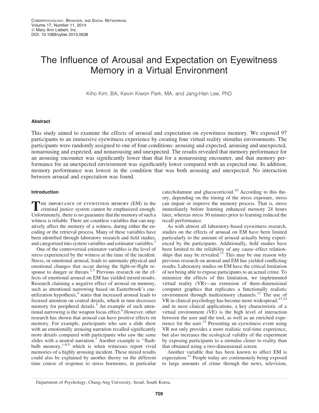 The Influence of Arousal and Expectation on Eyewitness Memory in a Virtual Environment