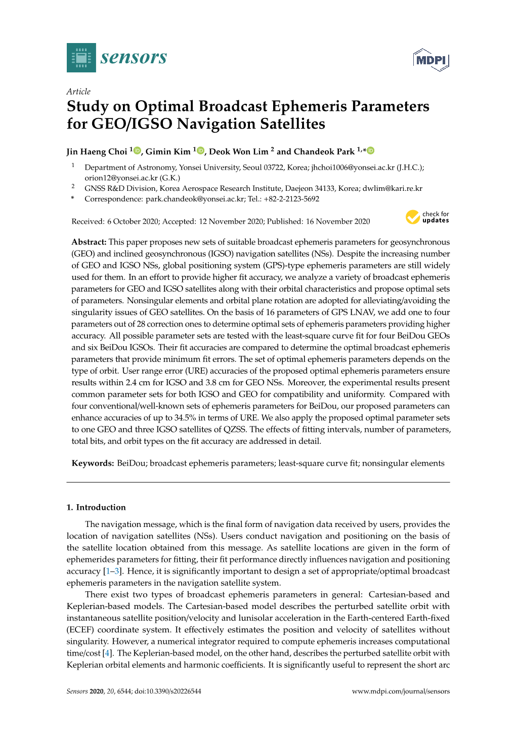 Study on Optimal Broadcast Ephemeris Parameters for GEO/IGSO Navigation Satellites