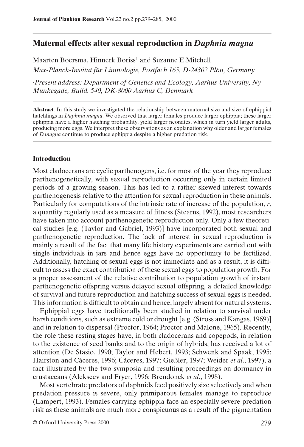 Maternal Effects After Sexual Reproduction in Daphnia Magna