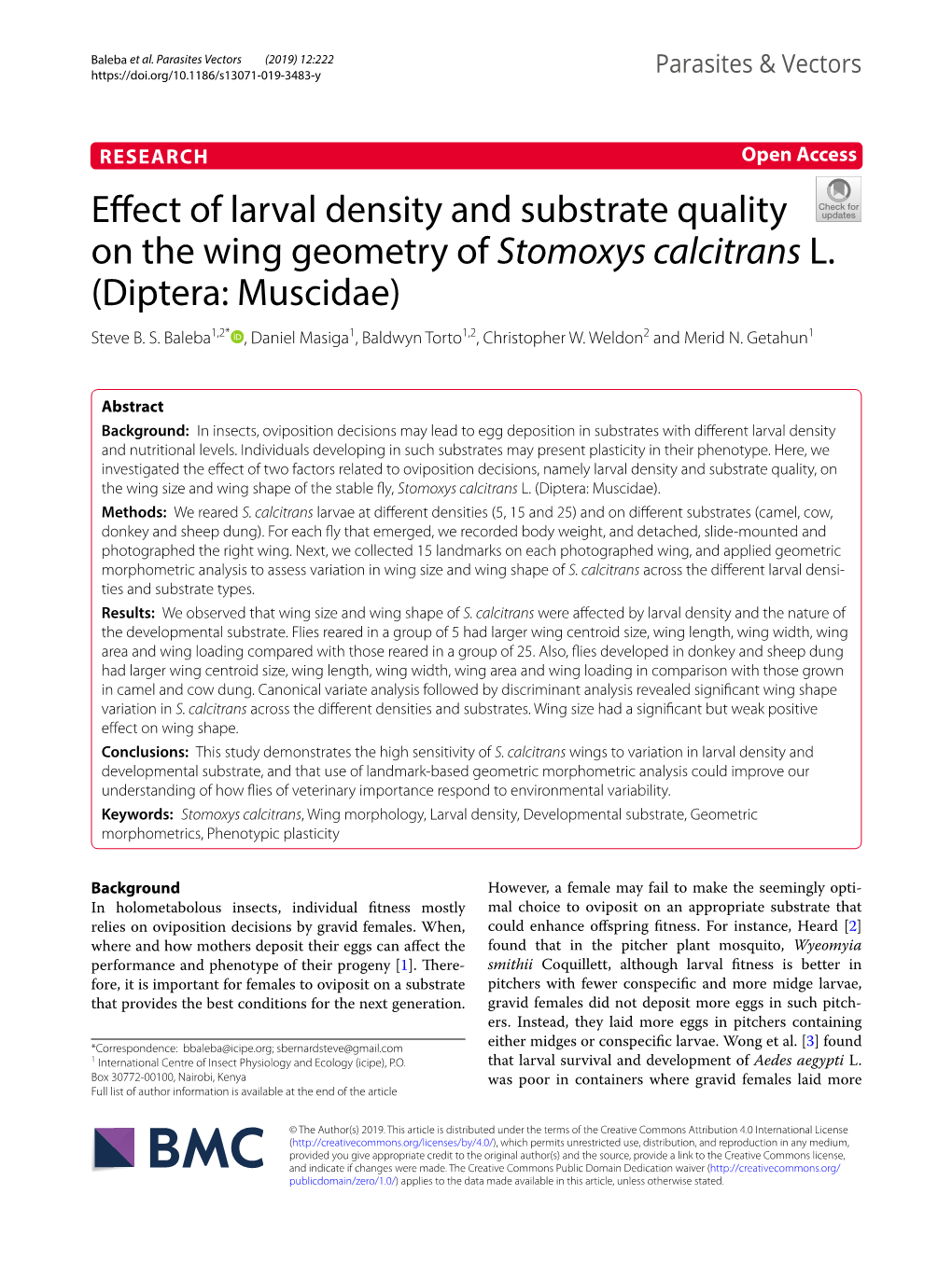 Effect of Larval Density and Substrate Quality on the Wing Geometry Of