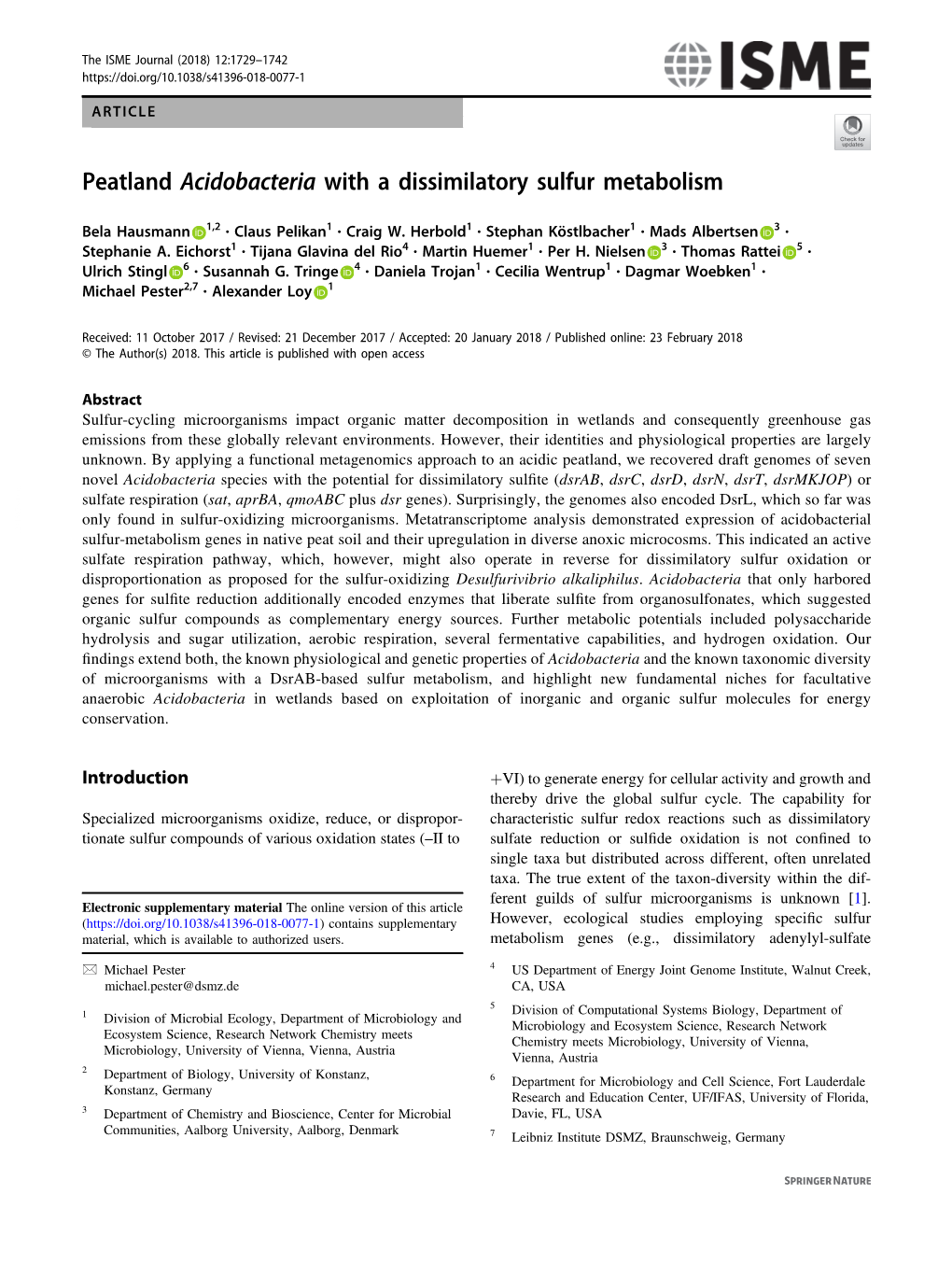 Peatland Acidobacteria with a Dissimilatory Sulfur Metabolism