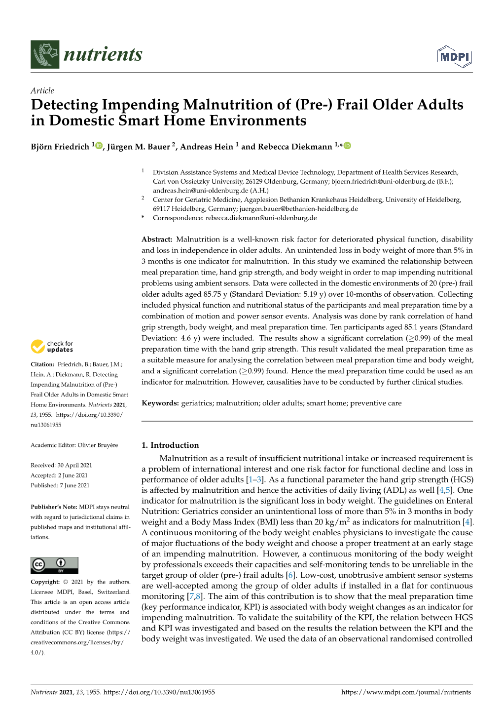 (Pre-) Frail Older Adults in Domestic Smart Home Environments