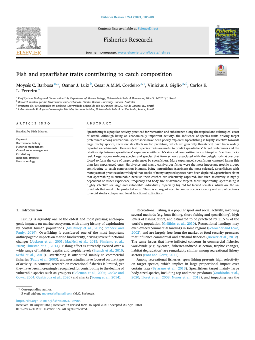 Fish and Spearfisher Traits Contributing to Catch Composition