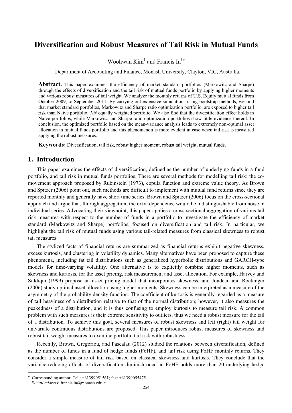 Diversification and Robust Measures of Tail Risk in Mutual Funds