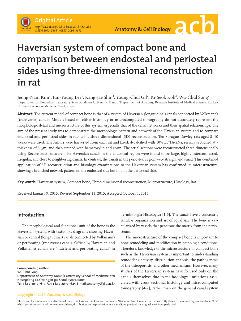 Haversian System of Compact Bone and Comparison Between Endosteal and Periosteal Sides Using Three-Dimensional Reconstruction in Rat