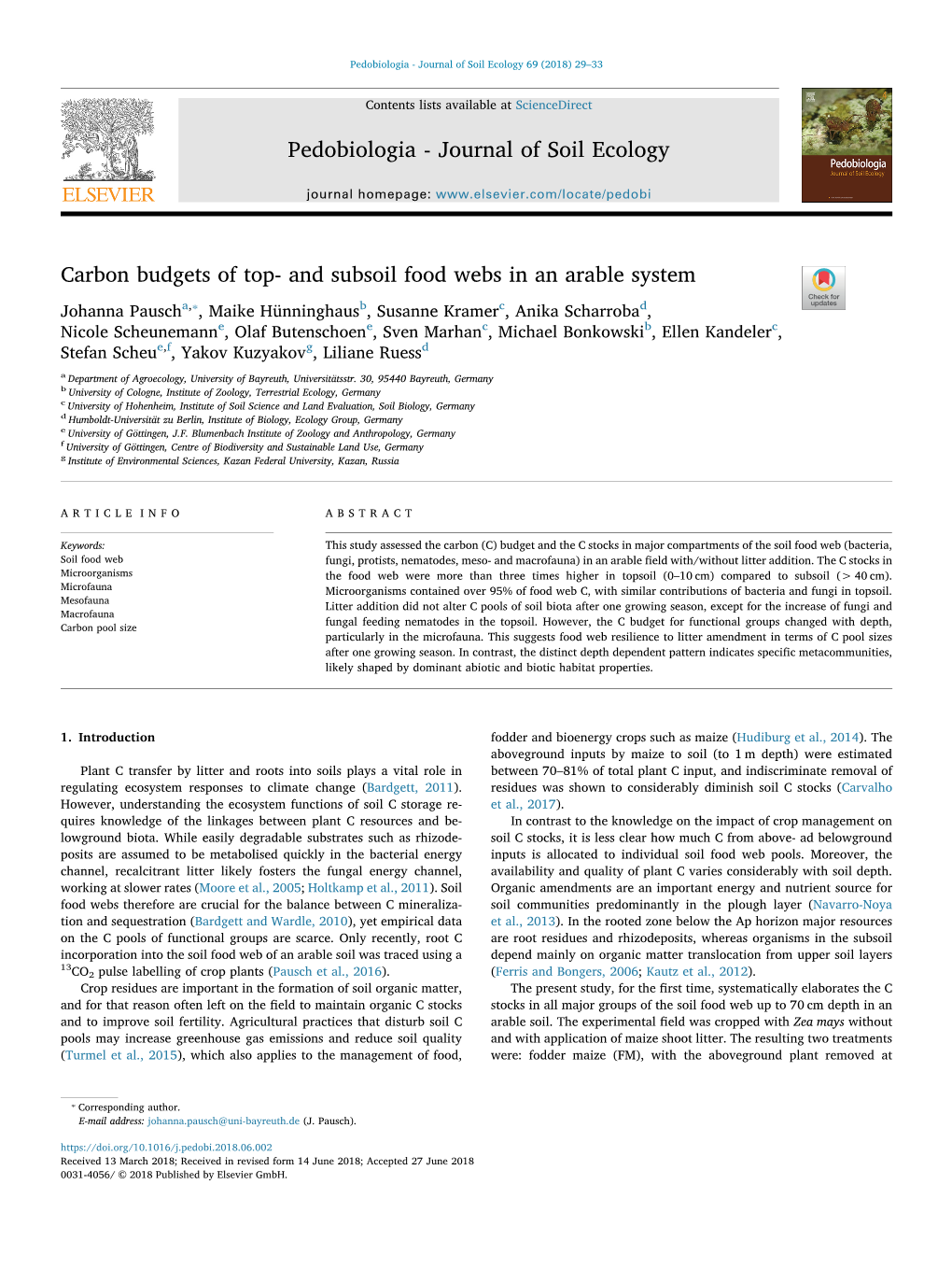 Carbon Budgets of Top- and Subsoil Food Webs in an Arable System