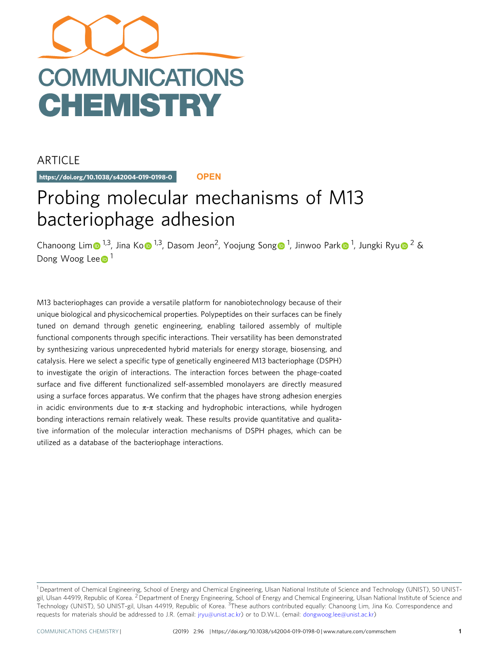 Probing Molecular Mechanisms of M13 Bacteriophage Adhesion