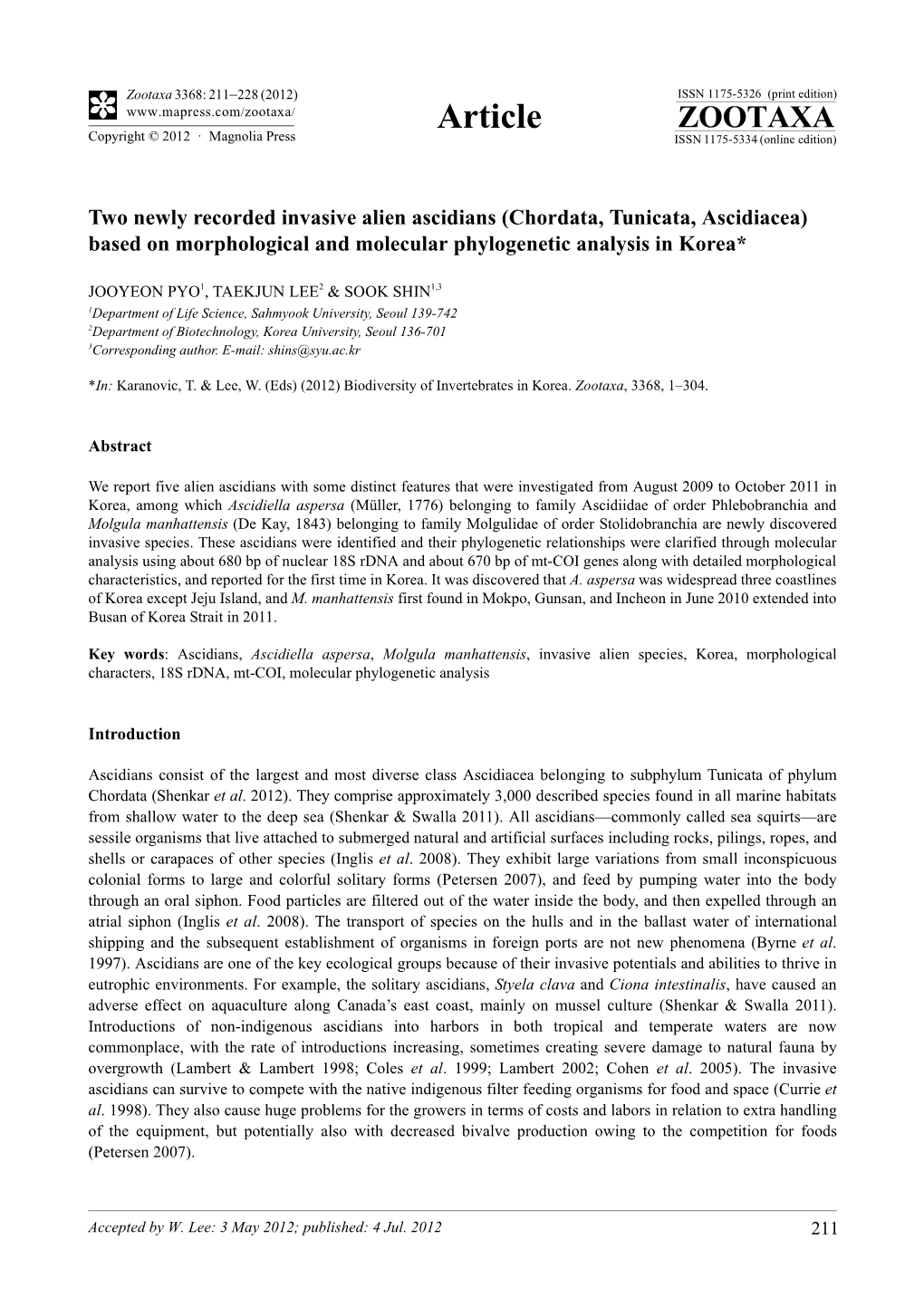 Chordata, Tunicata, Ascidiacea) Based on Morphological and Molecular Phylogenetic Analysis in Korea*