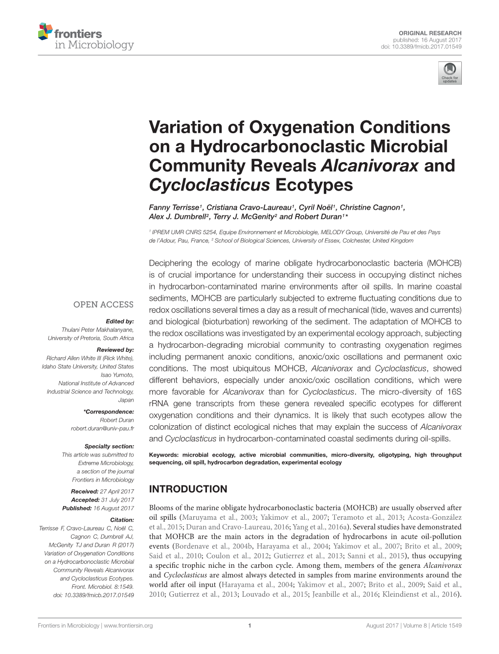 Variation of Oxygenation Conditions on a Hydrocarbonoclastic Microbial Community Reveals Alcanivorax and Cycloclasticus Ecotypes