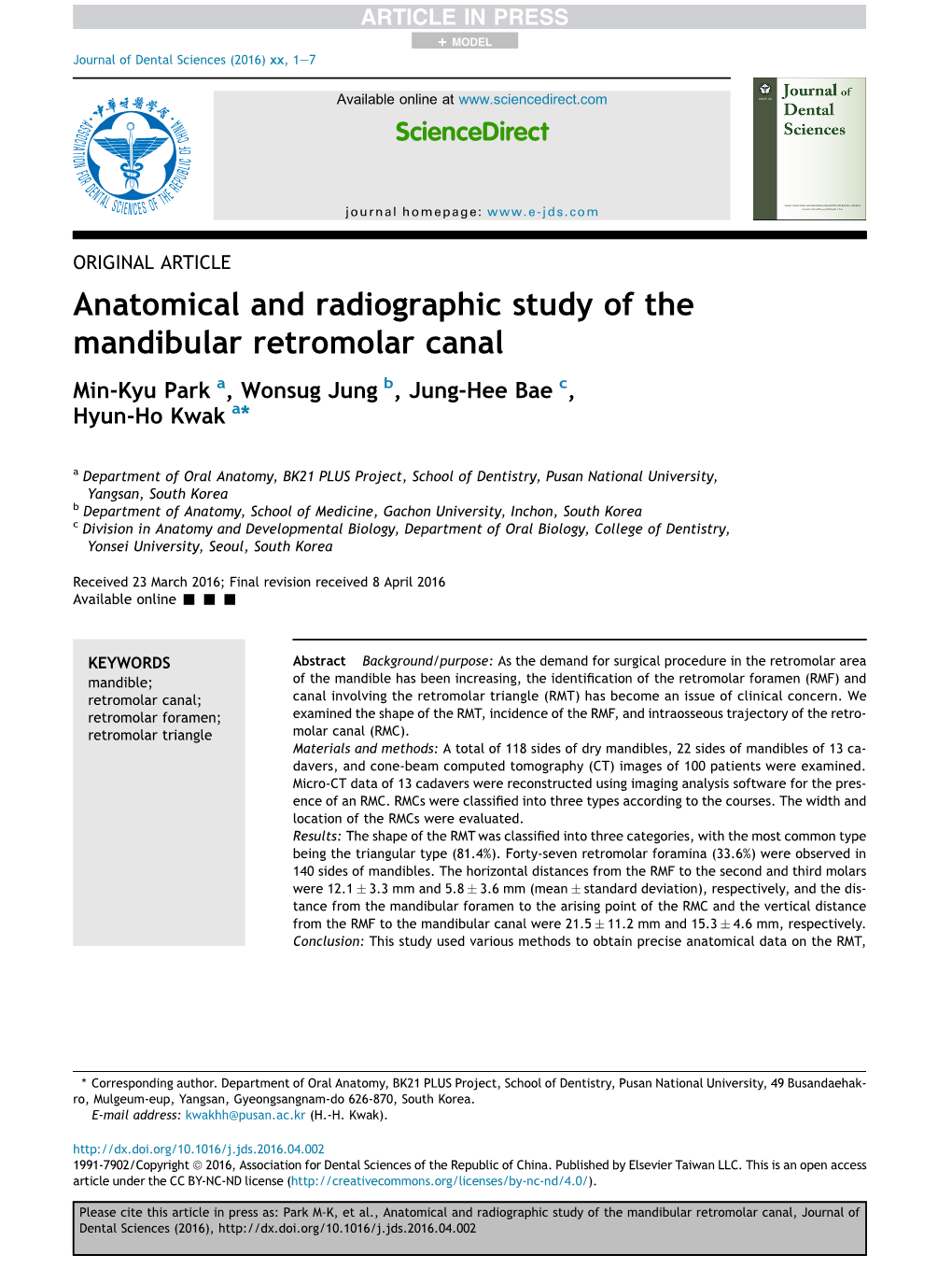 Anatomical and Radiographic Study of the Mandibular Retromolar Canal