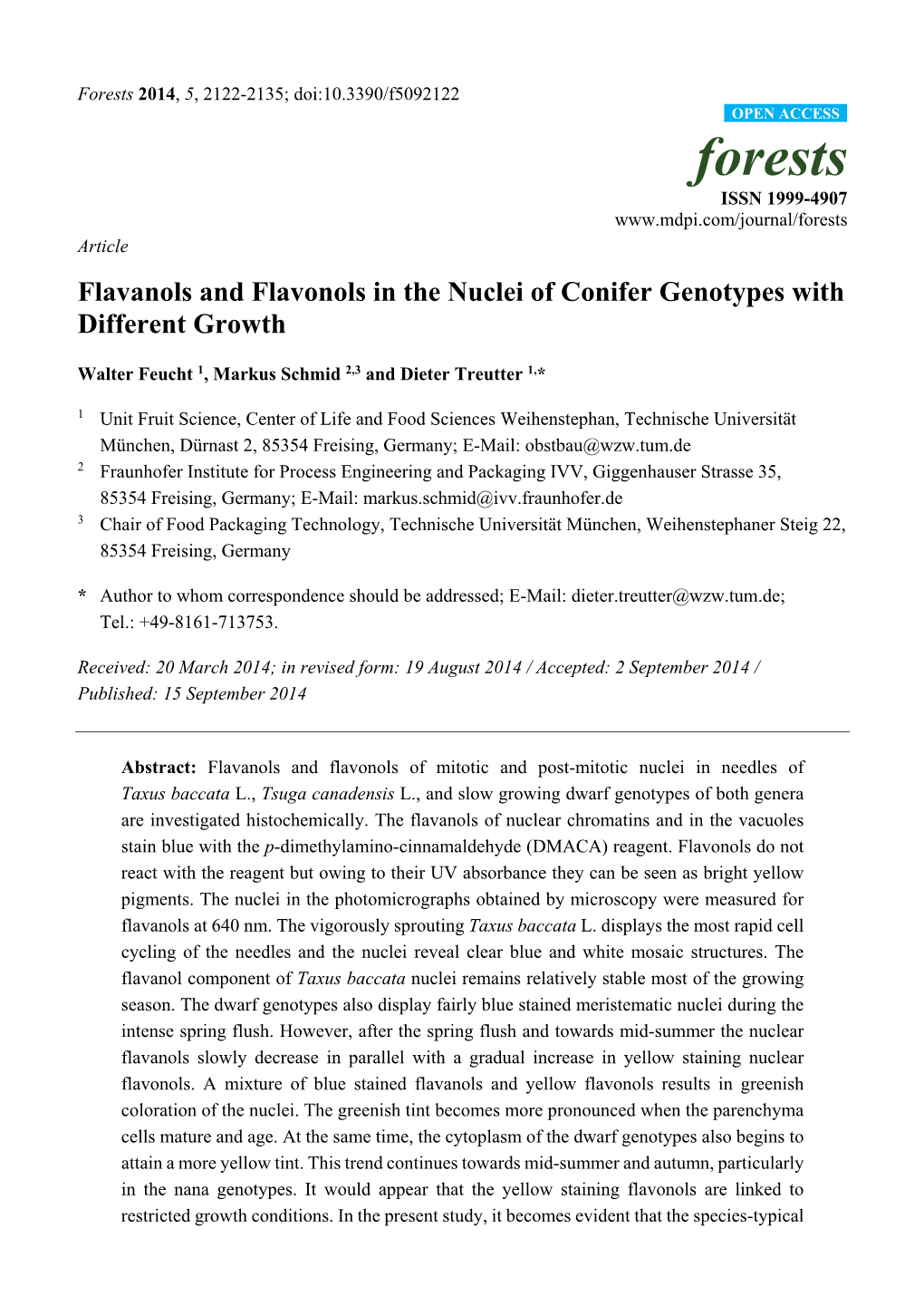 Flavanols and Flavonols in the Nuclei of Conifer Genotypes with Different Growth