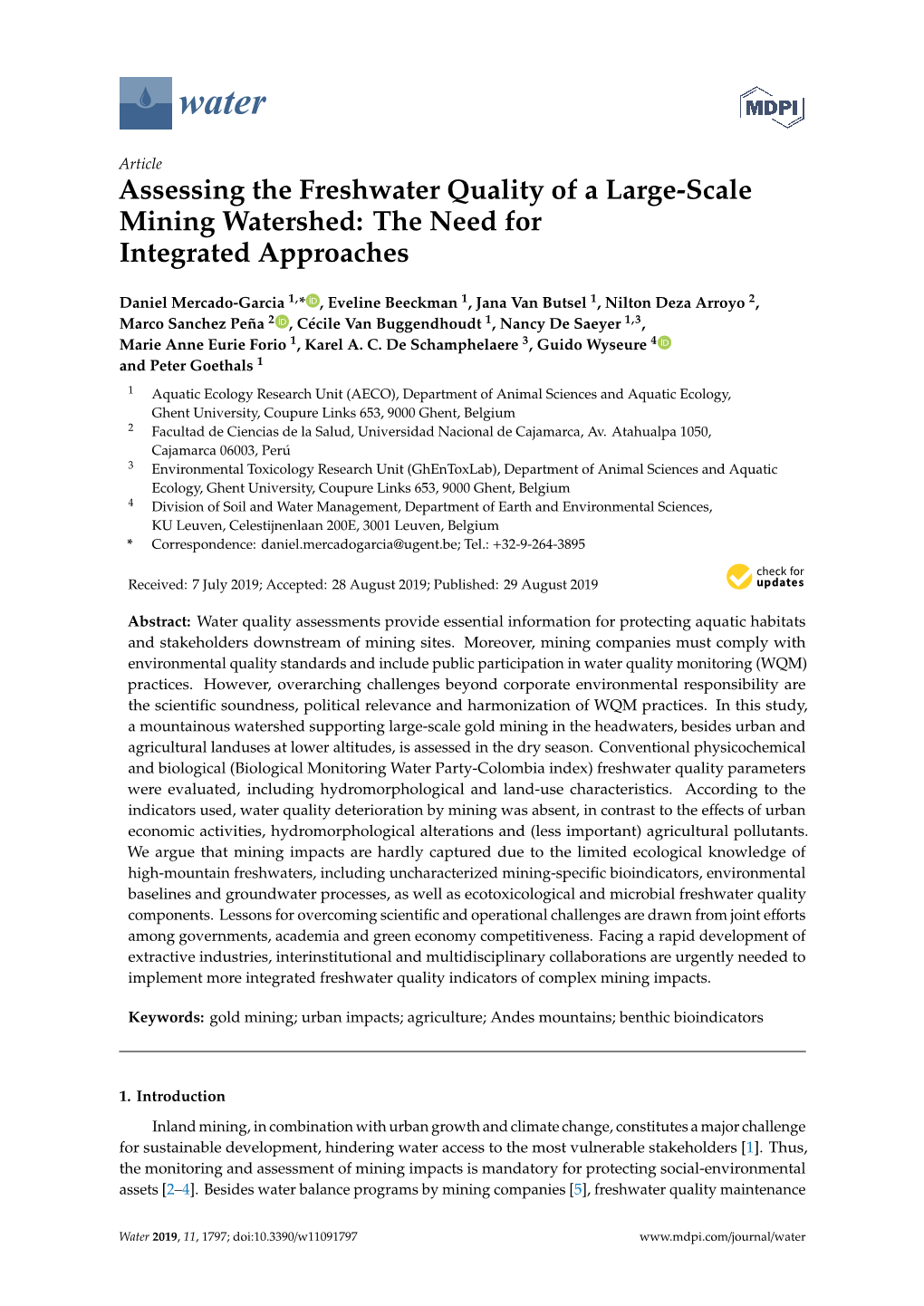 Assessing the Freshwater Quality of a Large-Scale Mining Watershed: the Need for Integrated Approaches