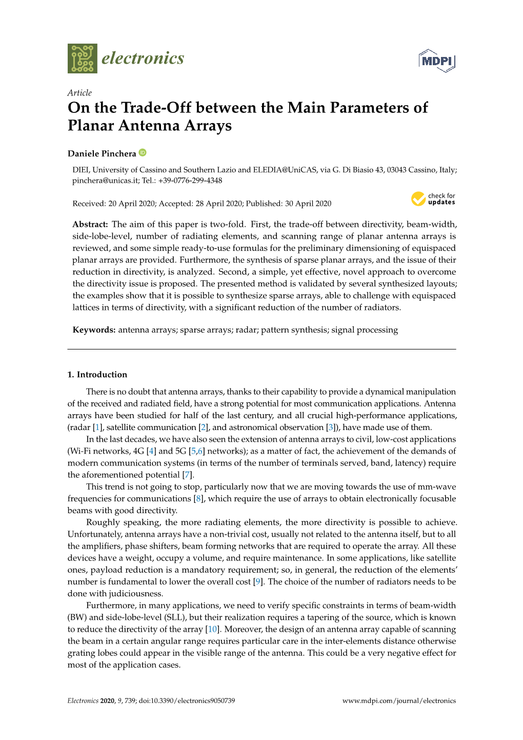 On the Trade-Off Between the Main Parameters of Planar Antenna Arrays