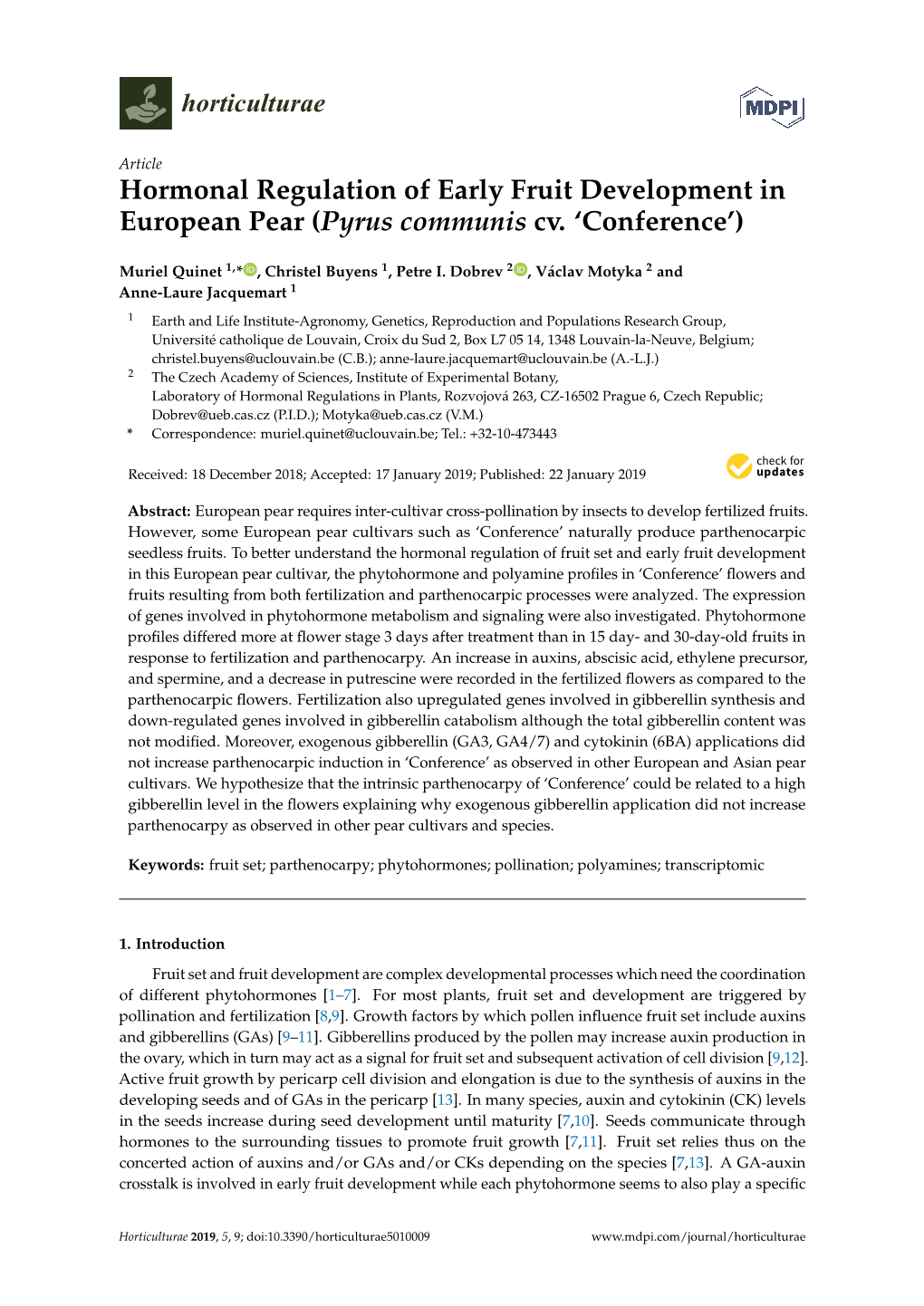 Hormonal Regulation of Early Fruit Development in European Pear (Pyrus Communis Cv